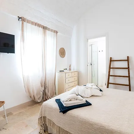 Masseriola Di Puglia By Raro * Ostuni