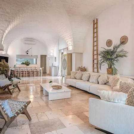 Masseriola Di Puglia By Raro * Ostuni