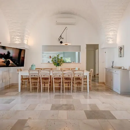 Masseriola Di Puglia By Raro * Ostuni