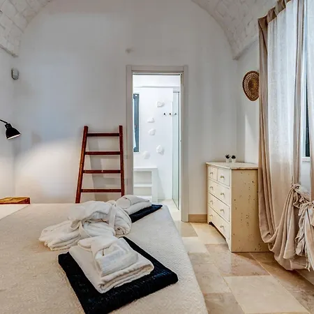 Masseriola Di Puglia By Raro * Ostuni